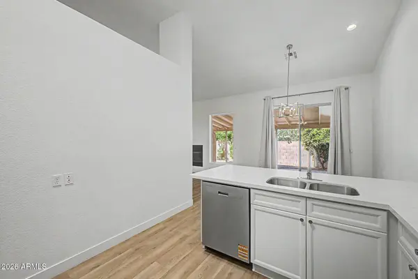 3326 N 42nd Street, Phoenix, AZ 85018