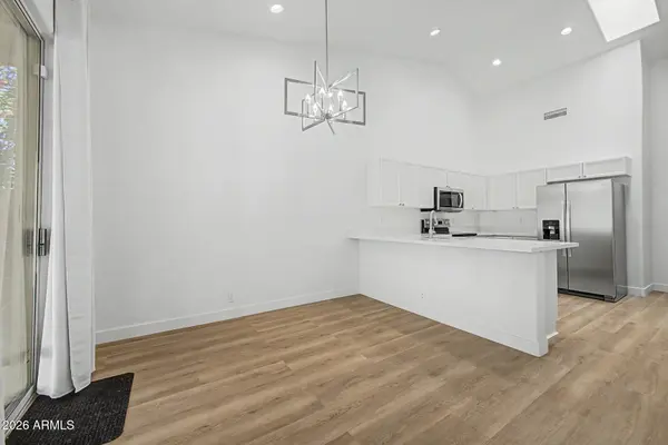 3326 N 42nd Street, Phoenix, AZ 85018