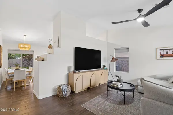 10727 E EL MORO Avenue, Mesa, AZ 85208
