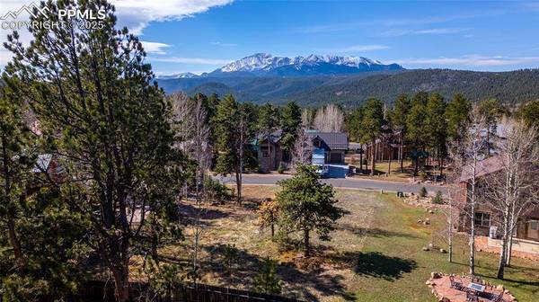 620 Skyline DR, Woodland Park, CO 80863