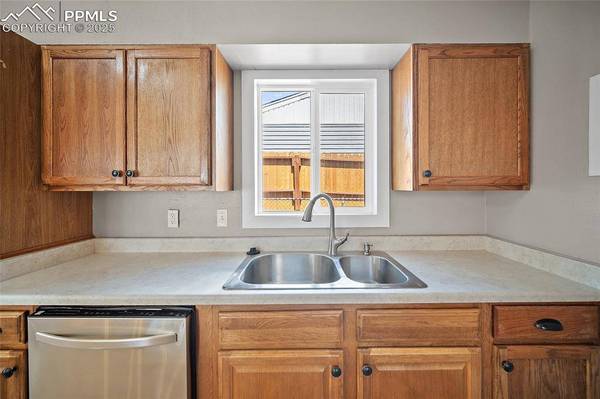 4703 N Weber ST, Colorado Springs, CO 80907