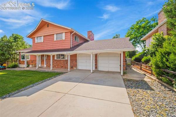 1426 De Reamer CIR, Colorado Springs, CO 80915