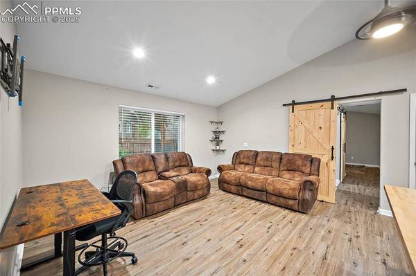 841 Dawn Break LOOP, Colorado Springs, CO 80910