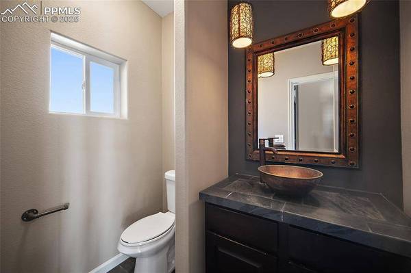 633 Tierra Verde CT, Colorado Springs, CO 80904