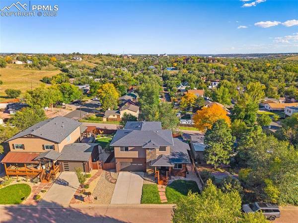 633 Tierra Verde CT, Colorado Springs, CO 80904