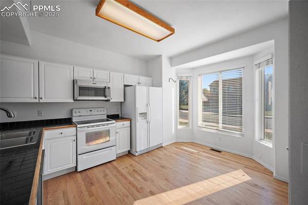 4250 Daylilly DR, Colorado Springs, CO 80916