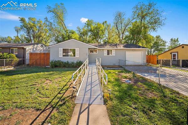 1203 Burnham ST, Colorado Springs, CO 80906