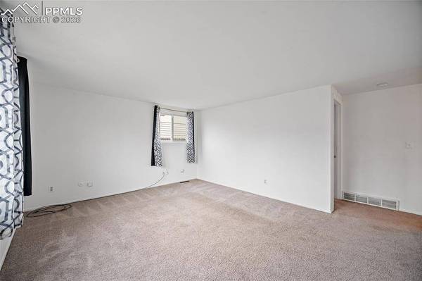 1203 Burnham ST, Colorado Springs, CO 80906