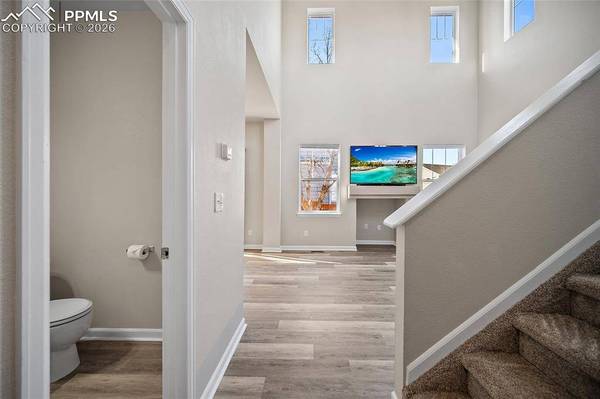 855 Dawn Break LOOP, Colorado Springs, CO 80910