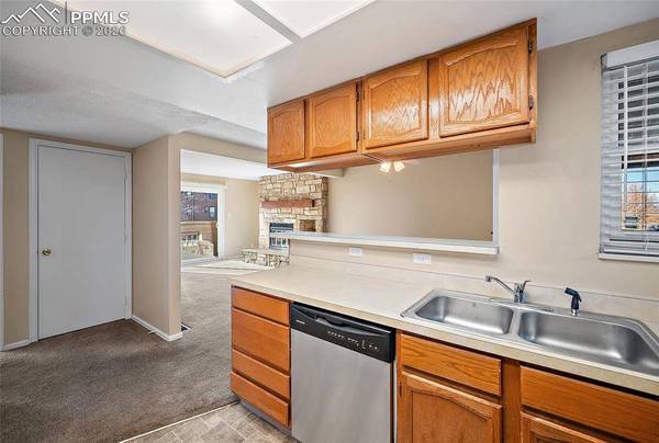 1012 Moorings DR, Colorado Springs, CO 80906