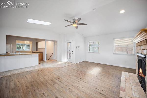 713 N 23rd ST, Colorado Springs, CO 80904