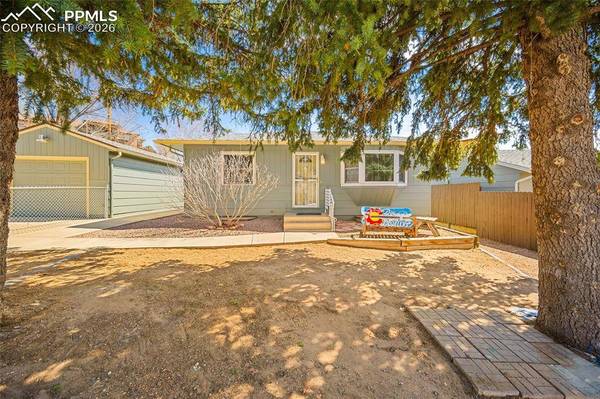 713 N 23rd ST, Colorado Springs, CO 80904