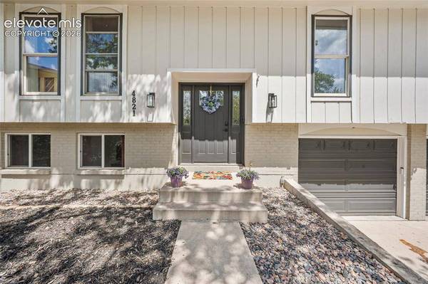 4821 Ranch DR, Colorado Springs, CO 80918
