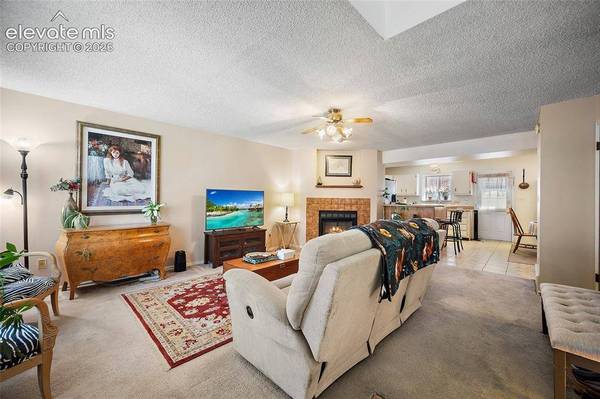 885 London Green WAY, Colorado Springs, CO 80906