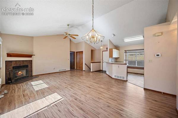 8643 Chancellor DR, Colorado Springs, CO 80920