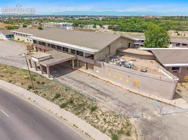 2001 N Hudson AVE, Pueblo, CO 81001