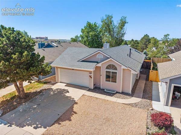 8643 Chancellor DR, Colorado Springs, CO 80920