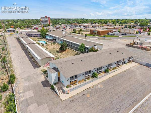 2001 N Hudson AVE, Pueblo, CO 81001