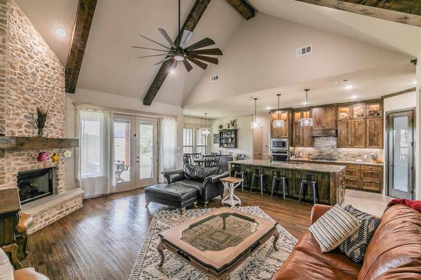 113 Longhorn Court, Paradise, TX 76073