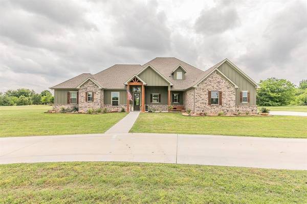 113 Longhorn Court, Paradise, TX 76073