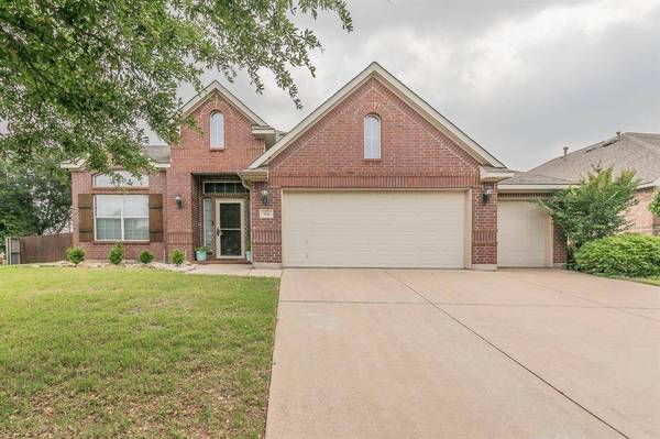 941 Sequoia Way, Saginaw, TX 76131