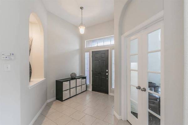 941 Sequoia Way, Saginaw, TX 76131