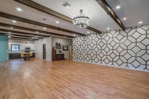 162 Eastledge Drive, Graham, TX 76450