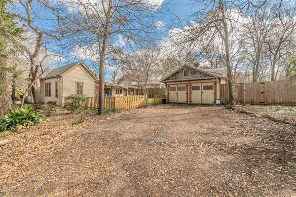 511 S Royall Street, Palestine, TX 75801