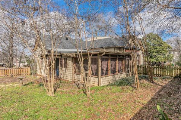 511 S Royall Street, Palestine, TX 75801