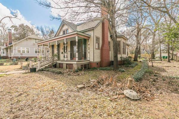 511 S Royall Street, Palestine, TX 75801