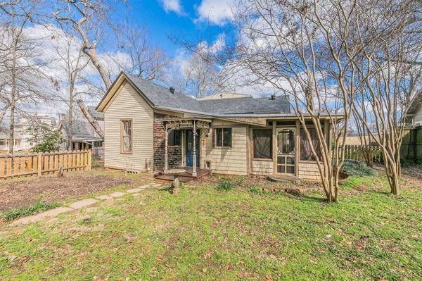 511 S Royall Street, Palestine, TX 75801
