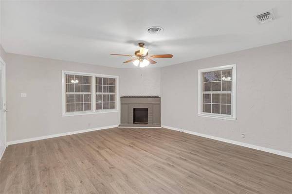 4804 Jerri Lane, Haltom City, TX 76117