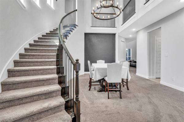 227 Spruce Valley Drive, Justin, TX 76247