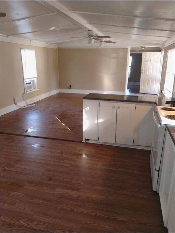 209 County Road 4852, Newark, TX 76071