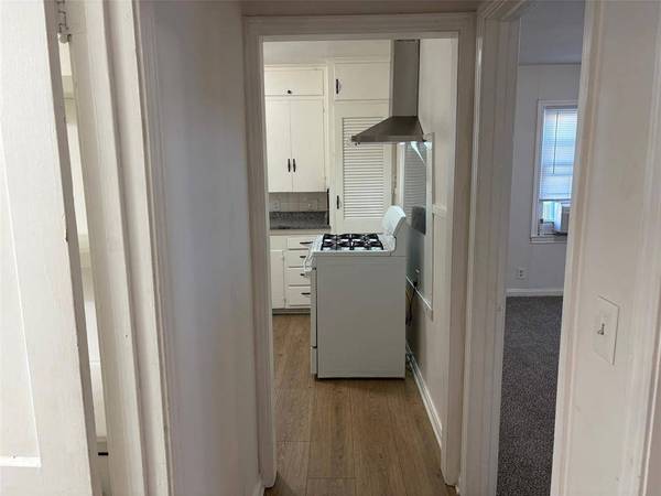 421 Seaman Street, Fort Worth, TX 76111