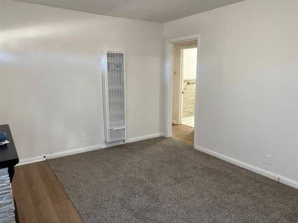 421 Seaman Street, Fort Worth, TX 76111