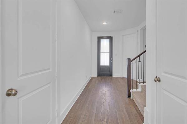 1220 Lady Mantle Way, Aubrey, TX 76227