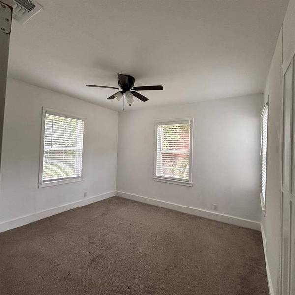 1104 Locust Street, Gainesville, TX 76240