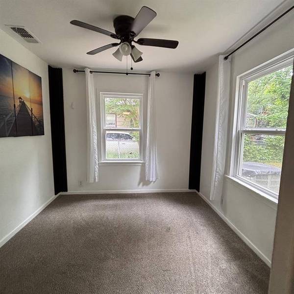 1104 Locust Street, Gainesville, TX 76240