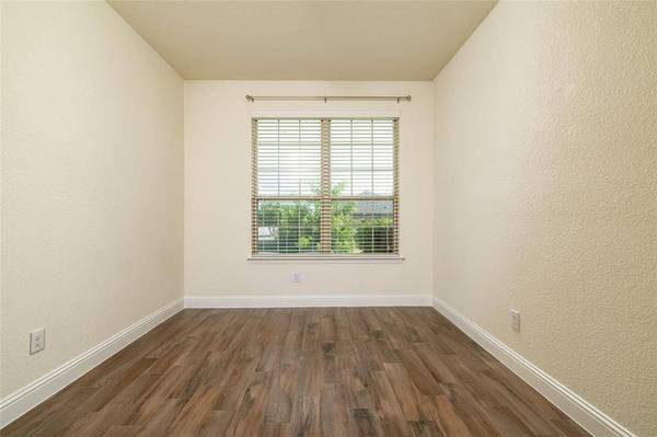 3716 Jazmine Drive, Fort Worth, TX 76140