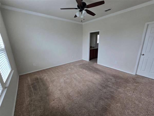 2428 Lohani Lane, Fort Worth, TX 76131