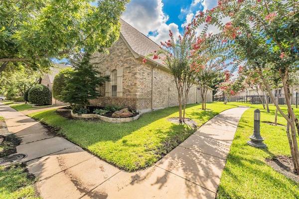 210 La Fontaine Lane, Keller, TX 76248
