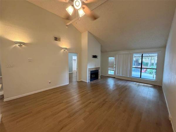 2907 Hilltop Drive, Euless, TX 76039