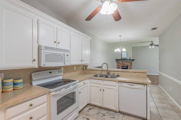 9269 & 9271 Meandering Drive, North Richland Hills, TX 76182