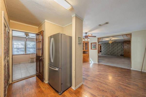 1812 Highland Drive E, Keller, TX 76262