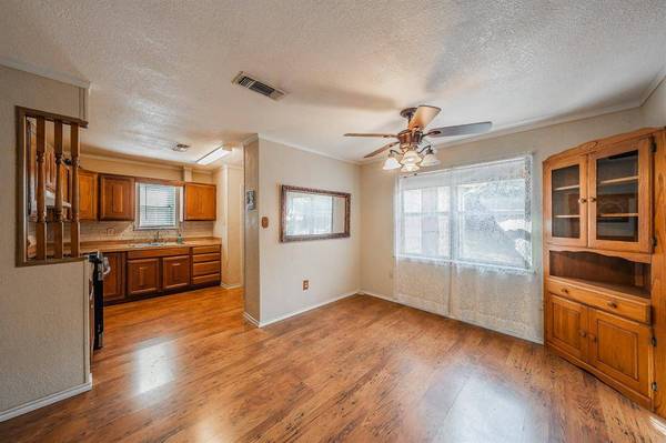 1812 Highland Drive E, Keller, TX 76262