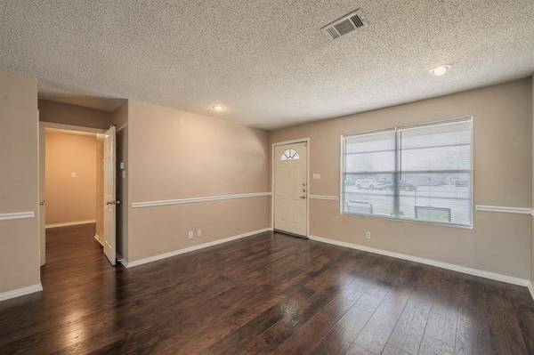 6620 Rickee Court, Watauga, TX 76148
