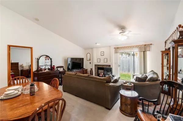 28 83rd DR SE, Lake Stevens, WA 98258