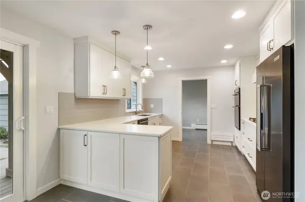 602 Gove ST, Steilacoom, WA 98388
