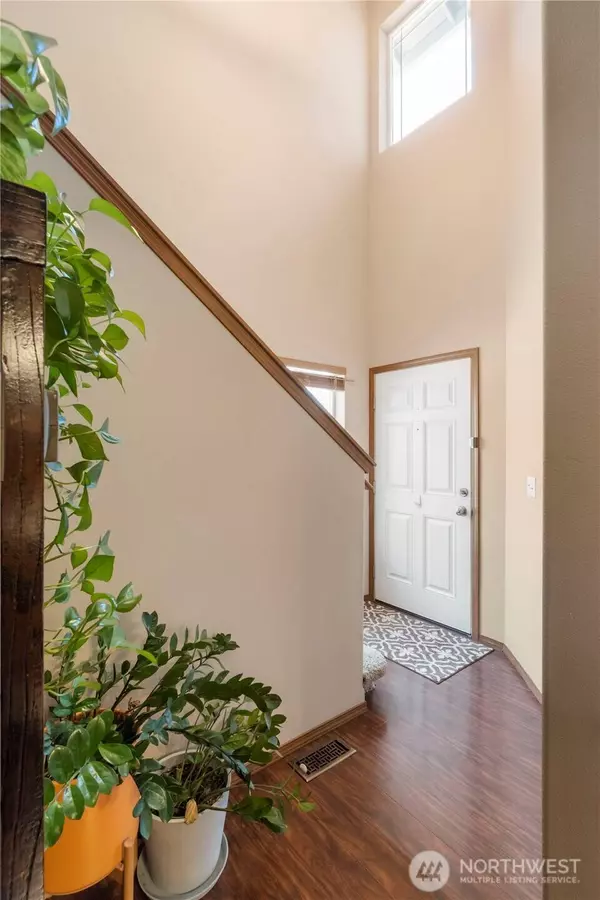 20402 98th Avenue Ct E, Graham, WA 98338